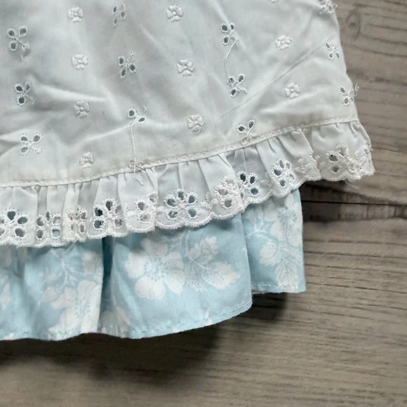 Vintage Girls Peaches And Cream 80’s Laced Blue Floral Smocked Dress Size 6 - Picture 4 of 5